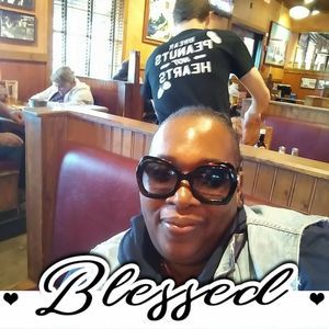 Meet your Posher, Antoinette